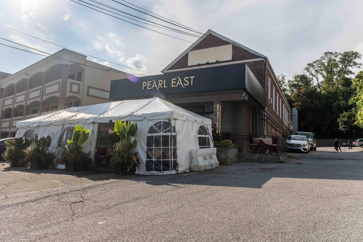 Pearl East restaurant in Manhasset, United States