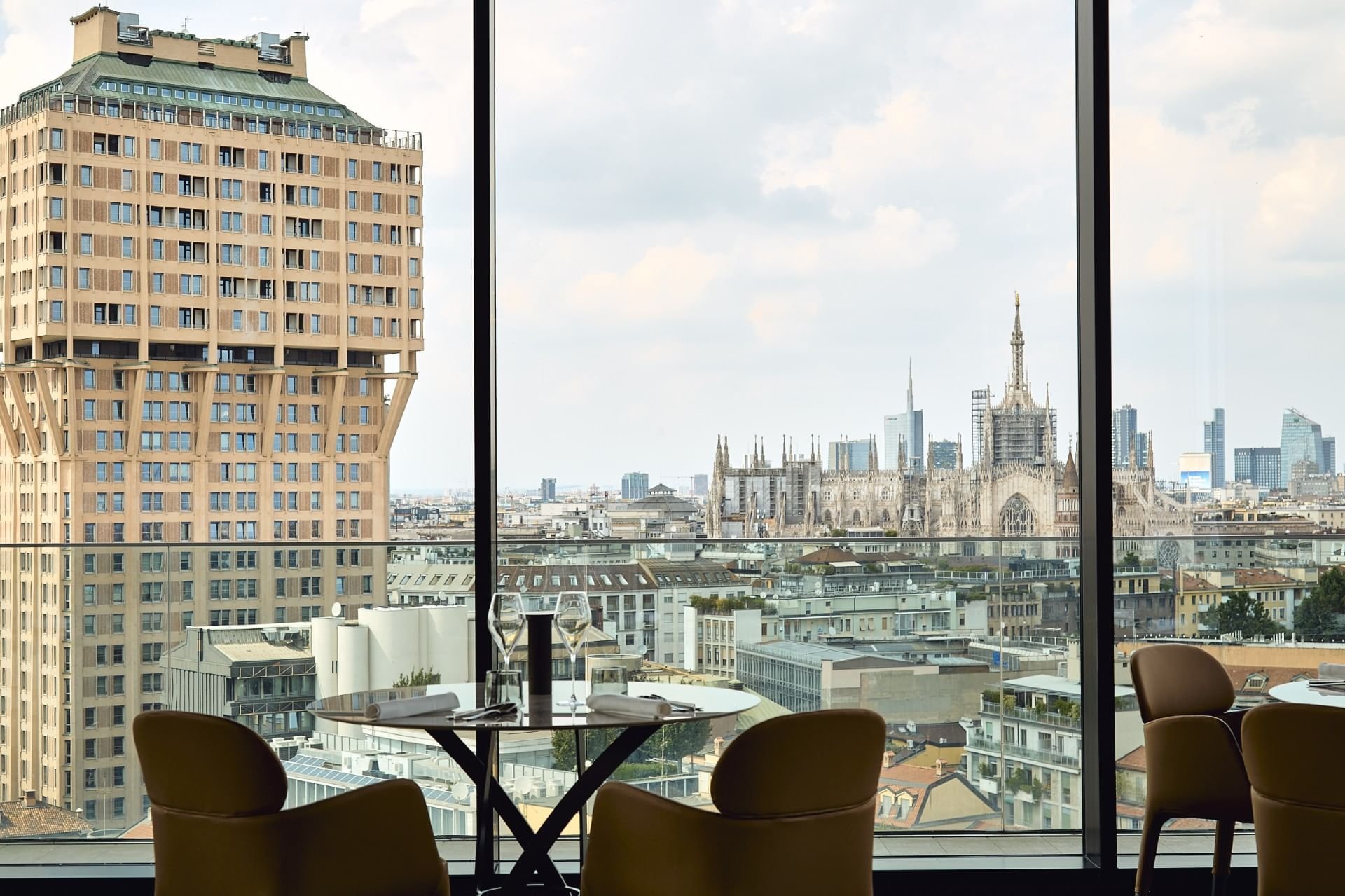 Orizzonti Restaurant, Restaurant in Milan