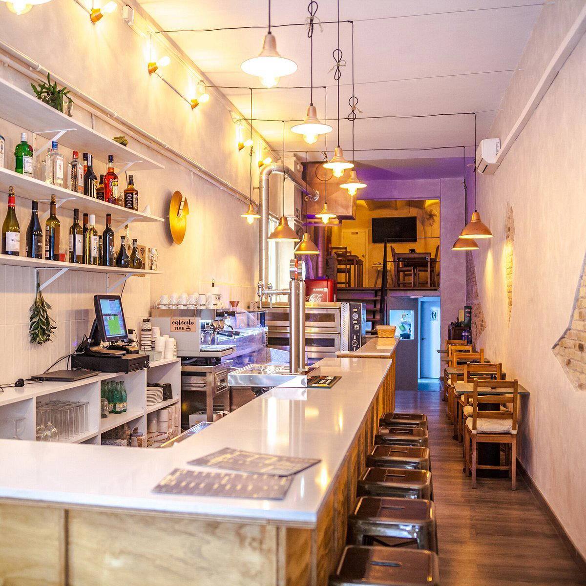 Delias Pizza restaurant in Barcelona, Spain