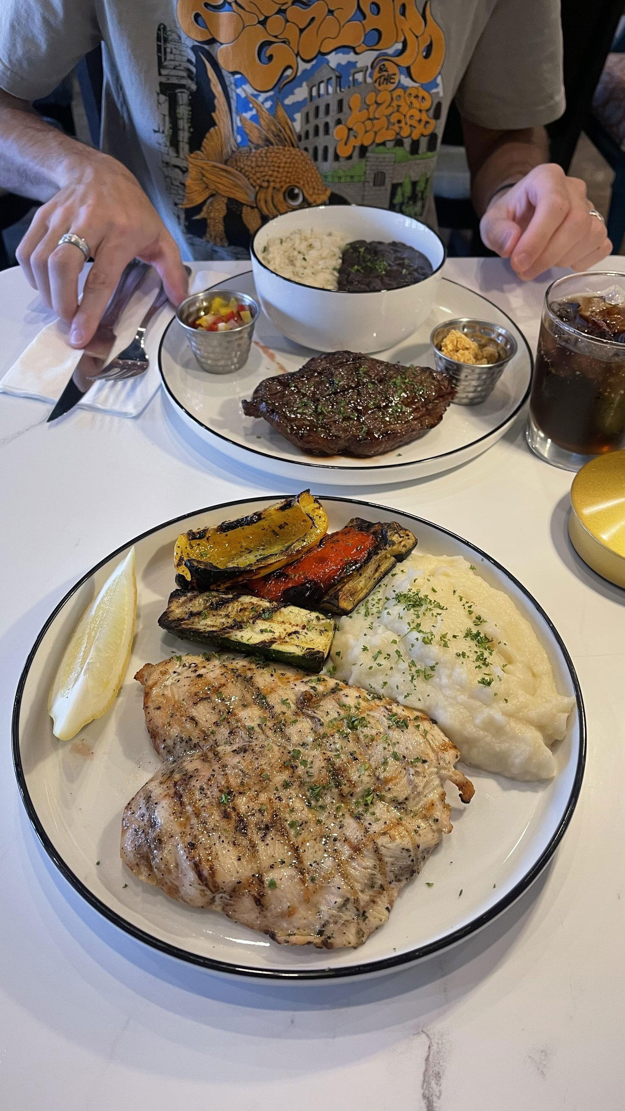 Ambue Restaurant, Restaurant in Los Angeles