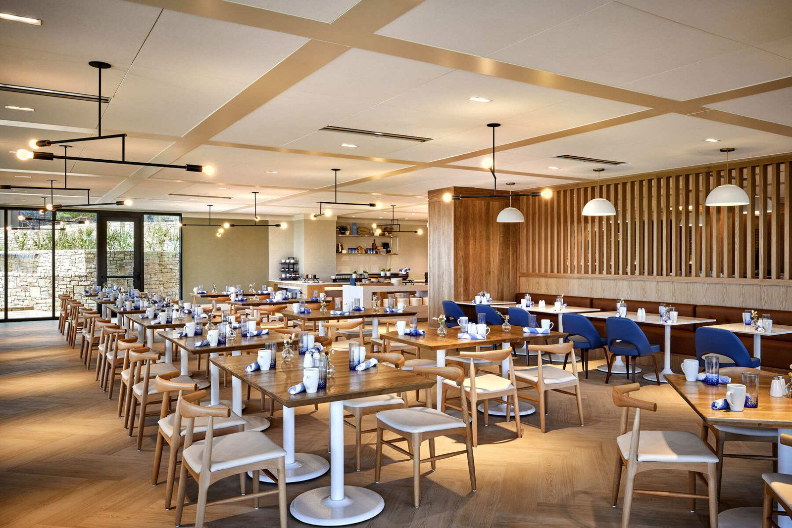 The Apron Kitchen + Bar, Restaurant in Frisco