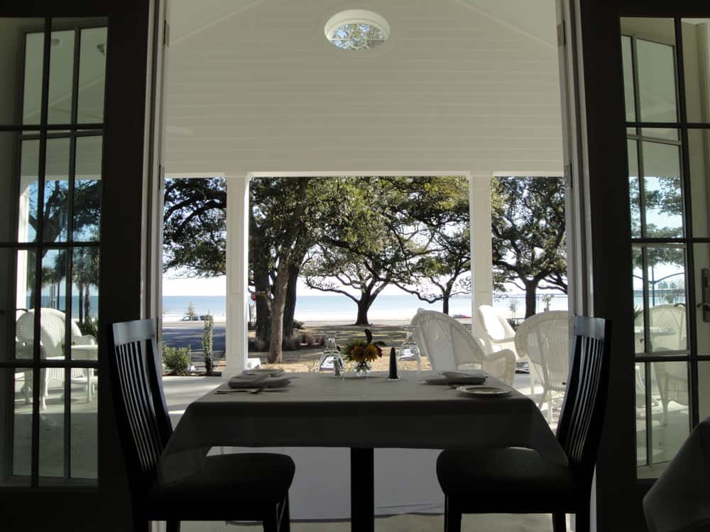 The Chimneys Restaurant, Gulfport, United States