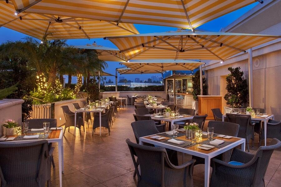 The Roof Garden, Restaurant in Beverly Hills