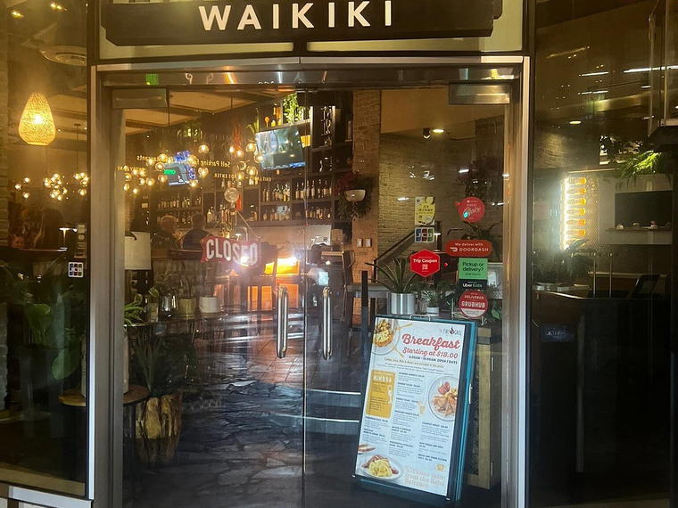 Fire Grill Waikiki, Honolulu, United States