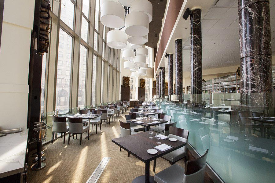 Cafe Spiaggia restaurant in Chicago, United States
