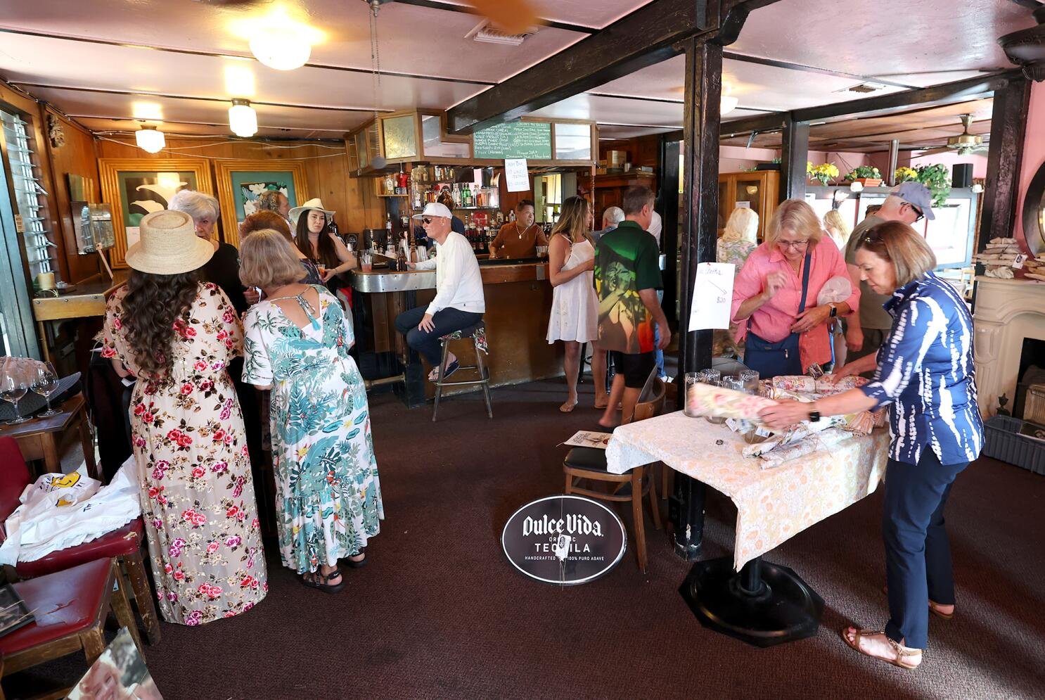 Dizz's As Is, Restaurant in Laguna Beach