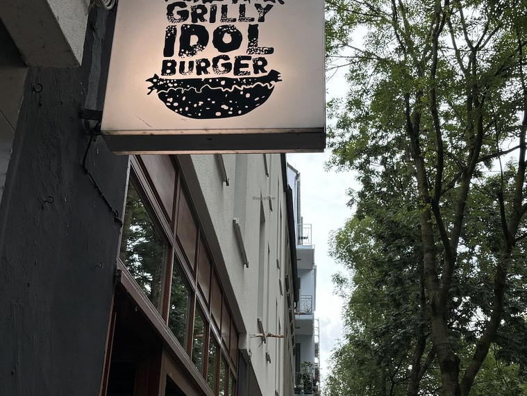 Grilly Idol, Hamburg, Germany