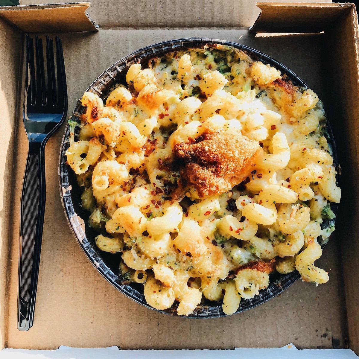 Bobbie Sue's Mac + Cheese restaurant in Toronto, Canada