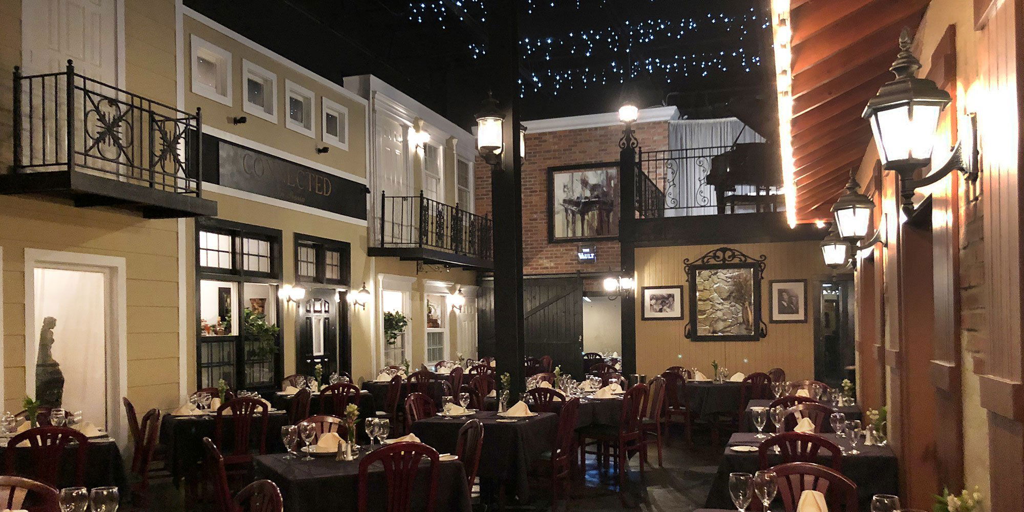 Connected, Restaurant in Peoria