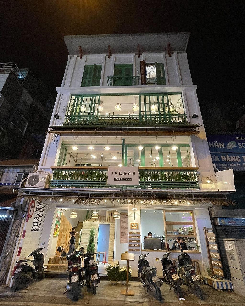 IVEGAN SUPERSHOP HANG DIEU- HEALTHY PLANT-BASED CAFE restaurant in Hanoi, Vietnam