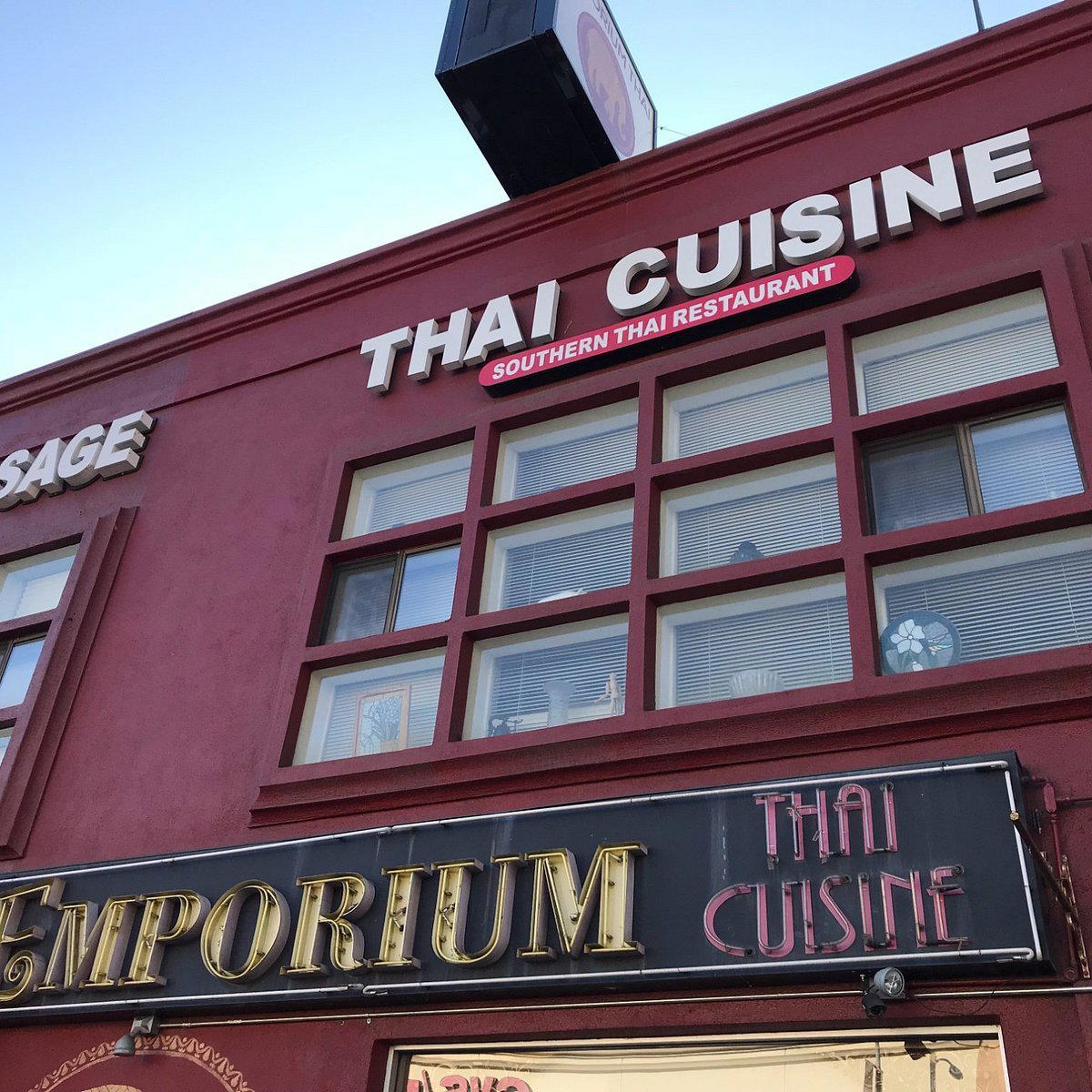 Emporium Thai restaurant in Los Angeles, United States