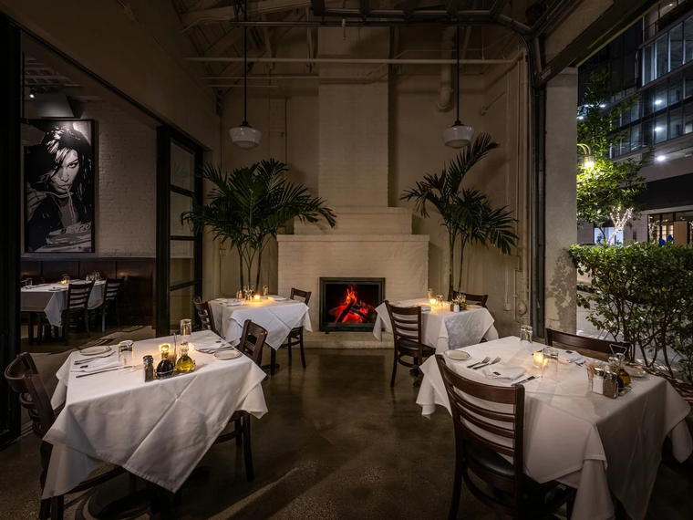Tre Lune Hollywood, West Hollywood, United States