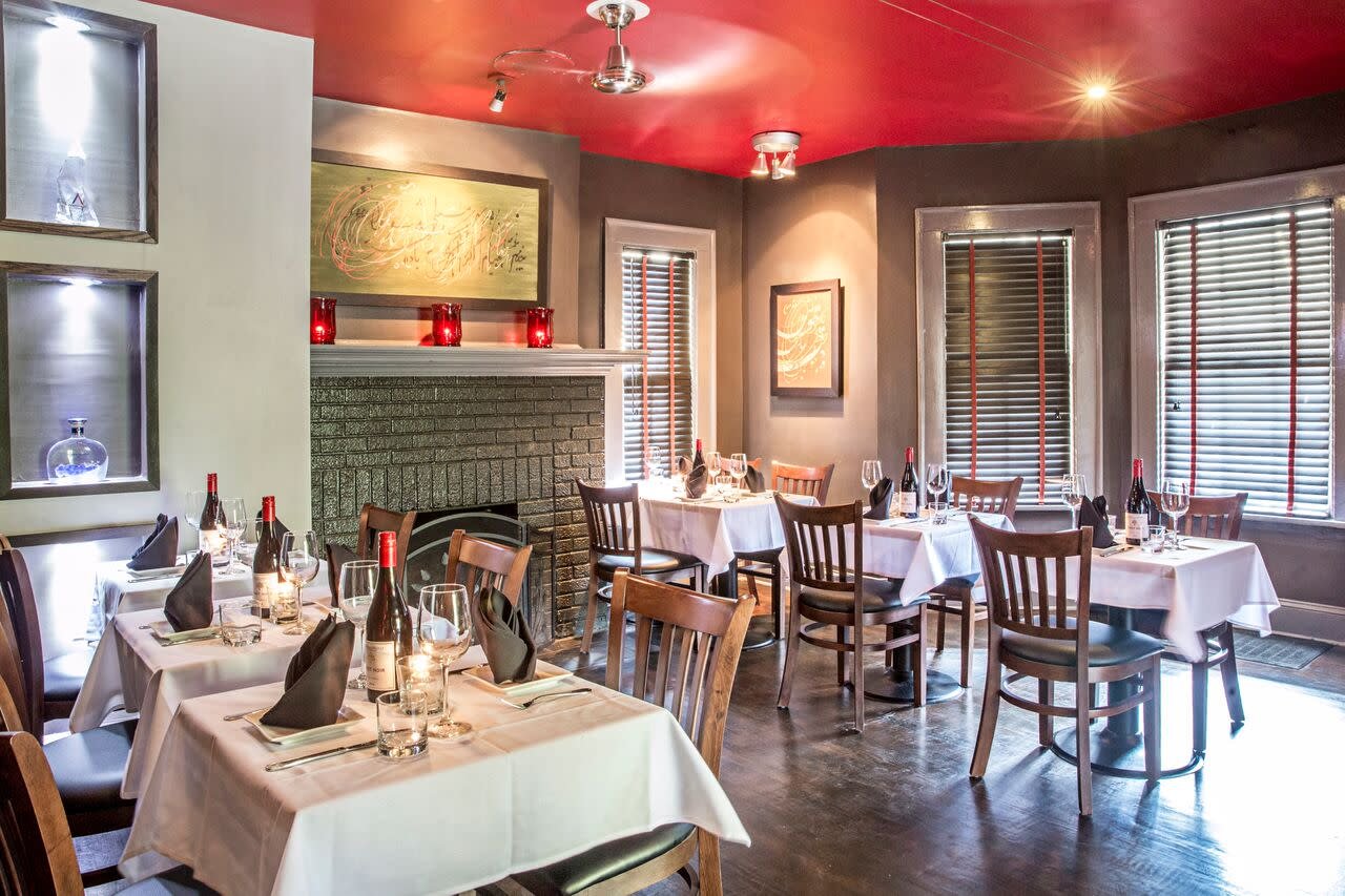 Divan Restaurant & Bar, Restaurant in Atlanta