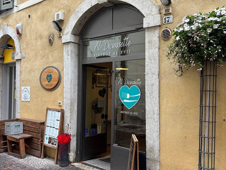 Al Diciassette, Trento, Italy