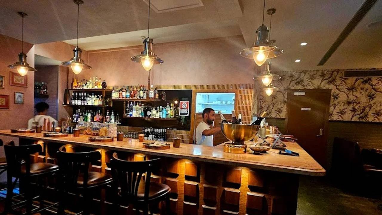 Bombay Bloomers Neutral Bay, Sydney, Australia