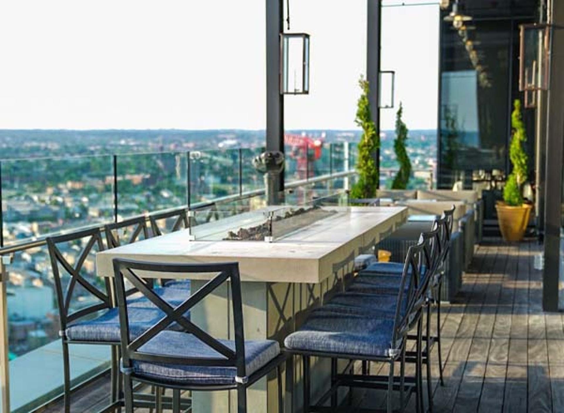 16 On The Park, Restaurant in Baltimore