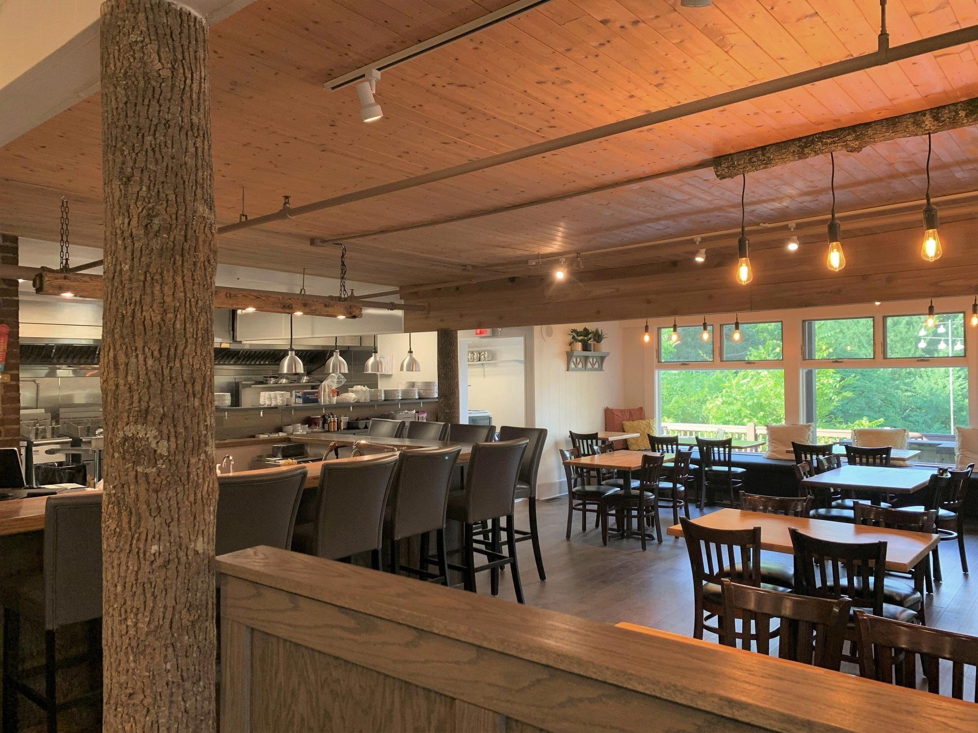 Woodbridge Tavern restaurant in Jasper, United States