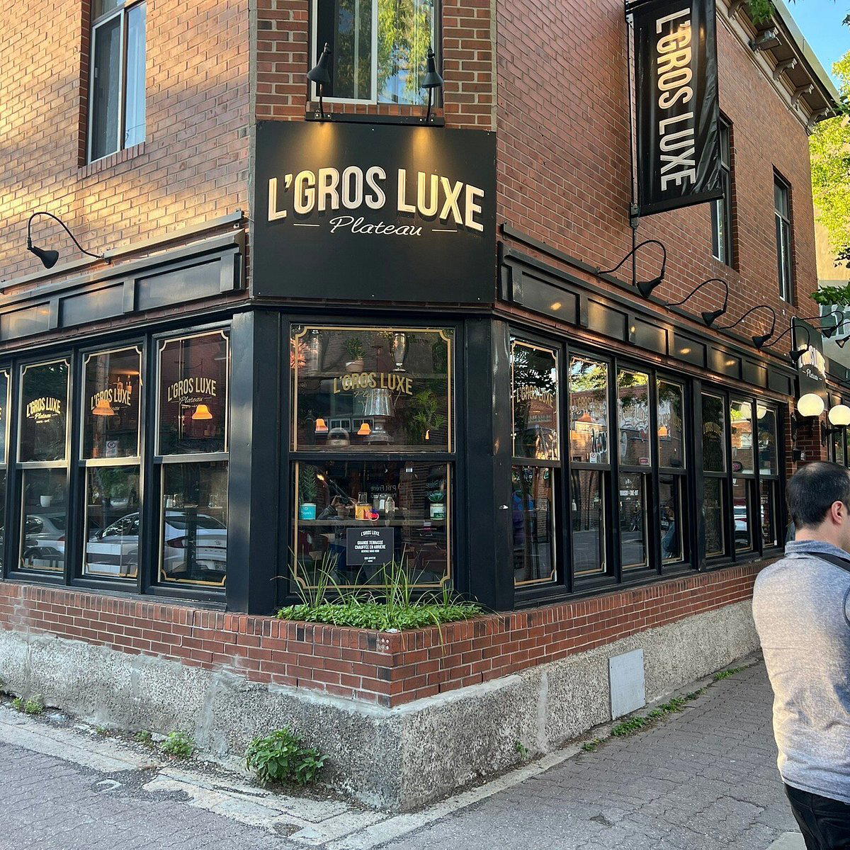 L'Gros Luxe Plateau restaurant in Montréal, Canada