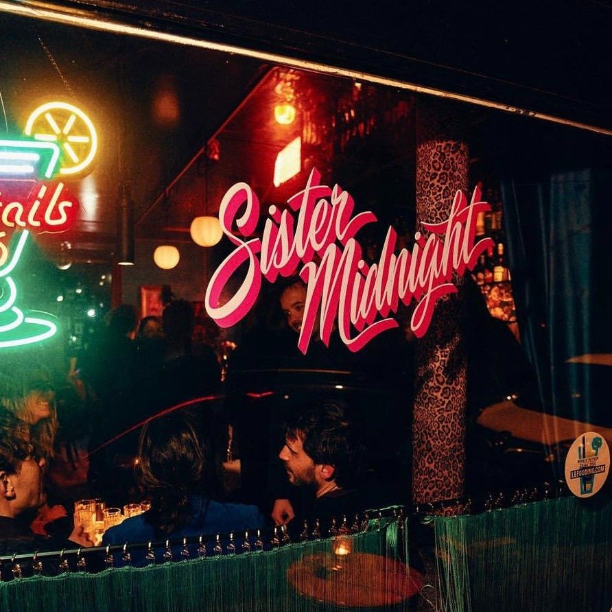 Sister Midnight, Restaurant in Paris