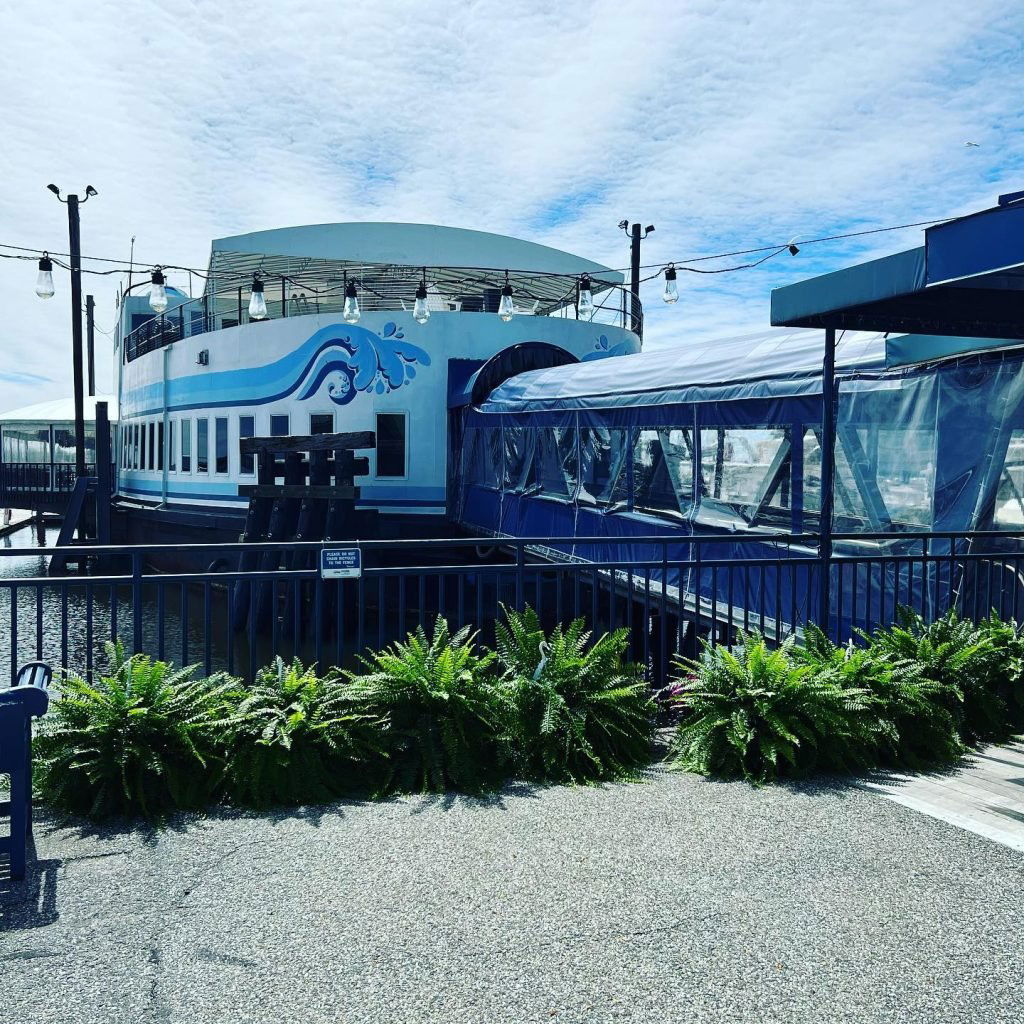 DiMillo's On the Water, Restaurant in Portland