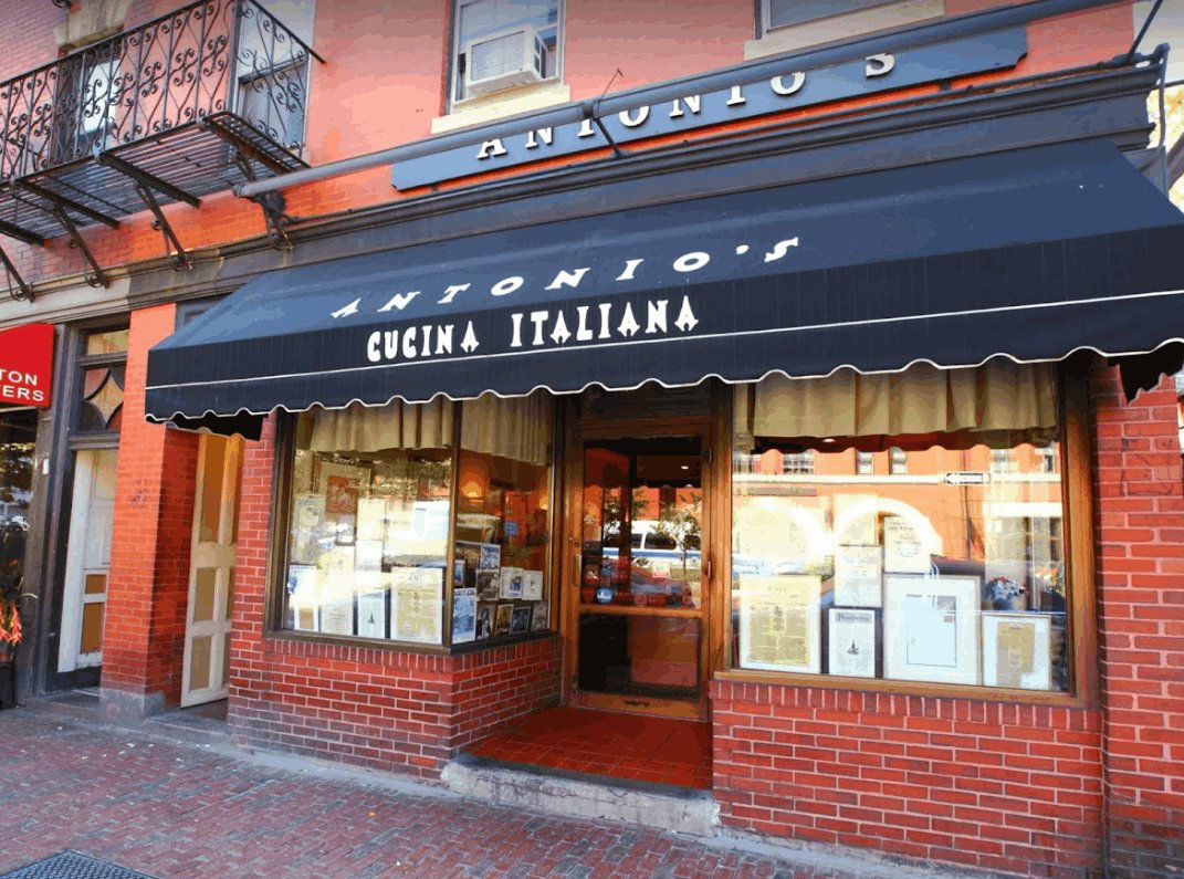 Antonio's Cucina Italiano, Restaurant in Boston