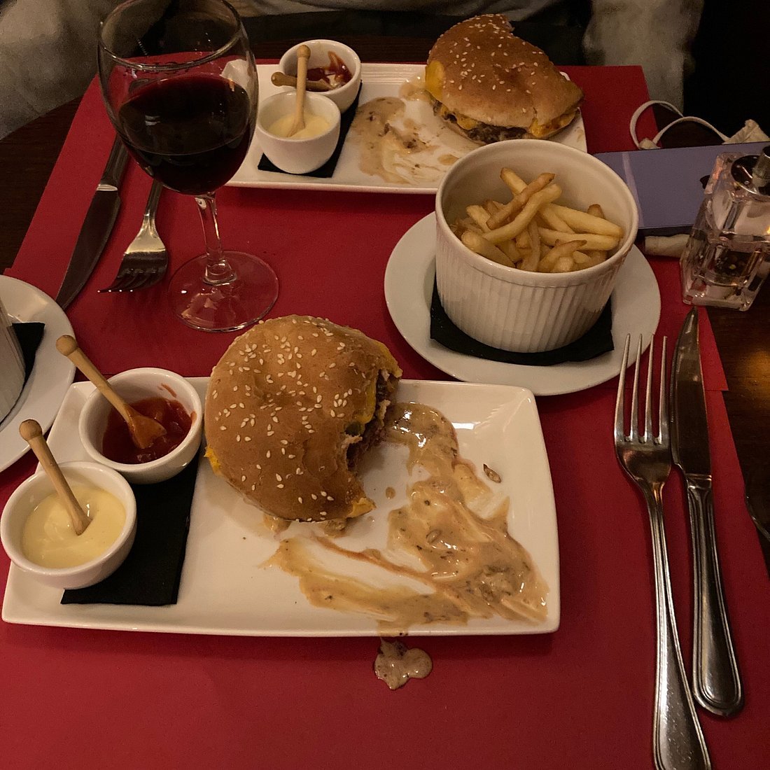 Ferdi, Restaurant in Paris