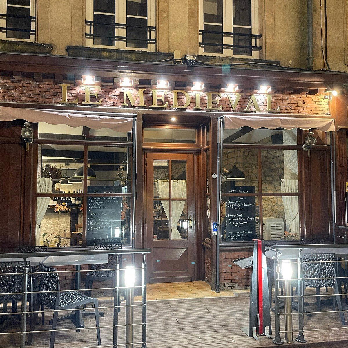 LE MEDIEVAL restaurant in Sedan, France