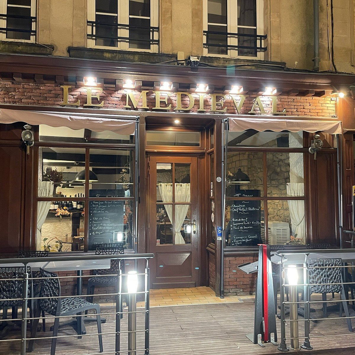 LE MEDIEVAL, Restaurant in Sedan