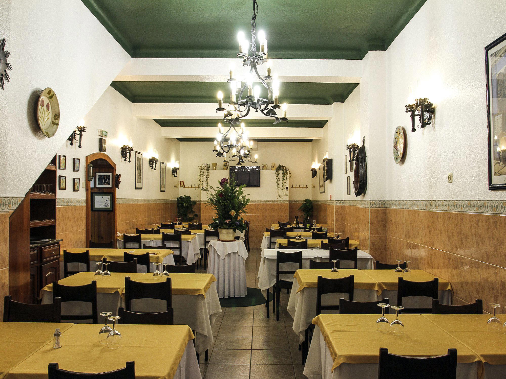 Antunes restaurant in Porto, Portugal