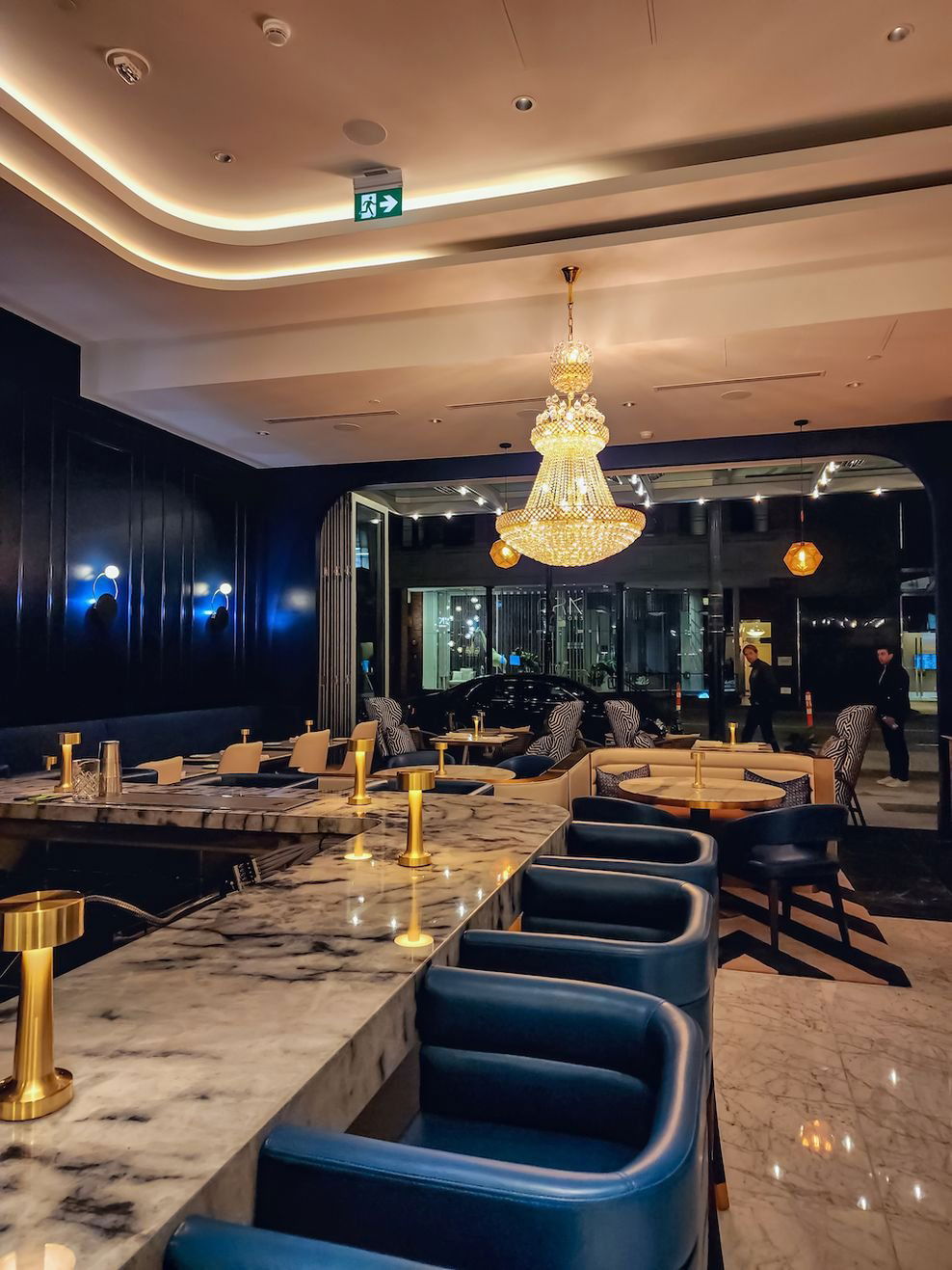 Dahlia Restaurant, Restaurant in Vancouver