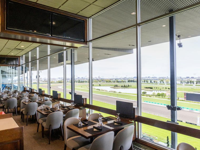 Woodbine Club Restaurant, Etobicoke, Canada