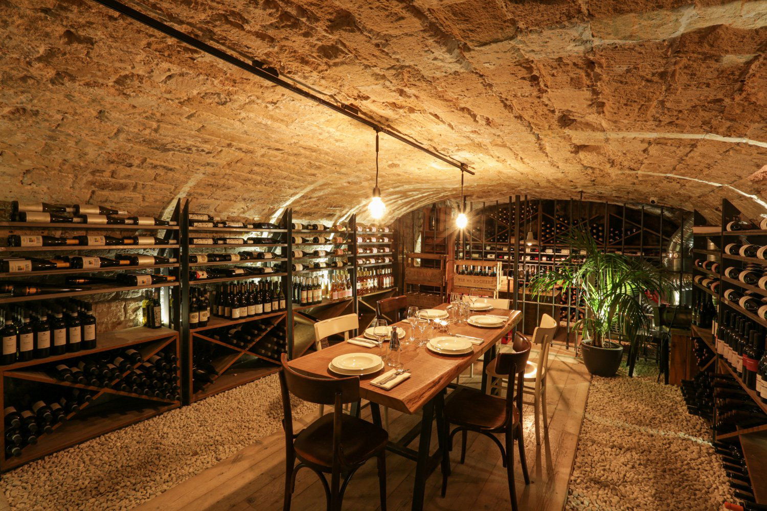 Les Amis Des Messina, Restaurant in Paris