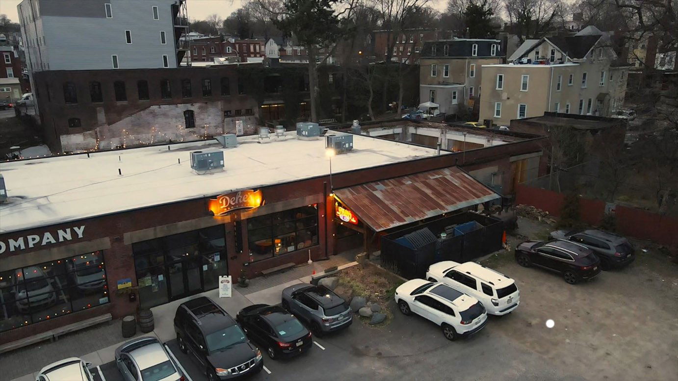 Deke's Bar-B-Que, Restaurant in Philadelphia