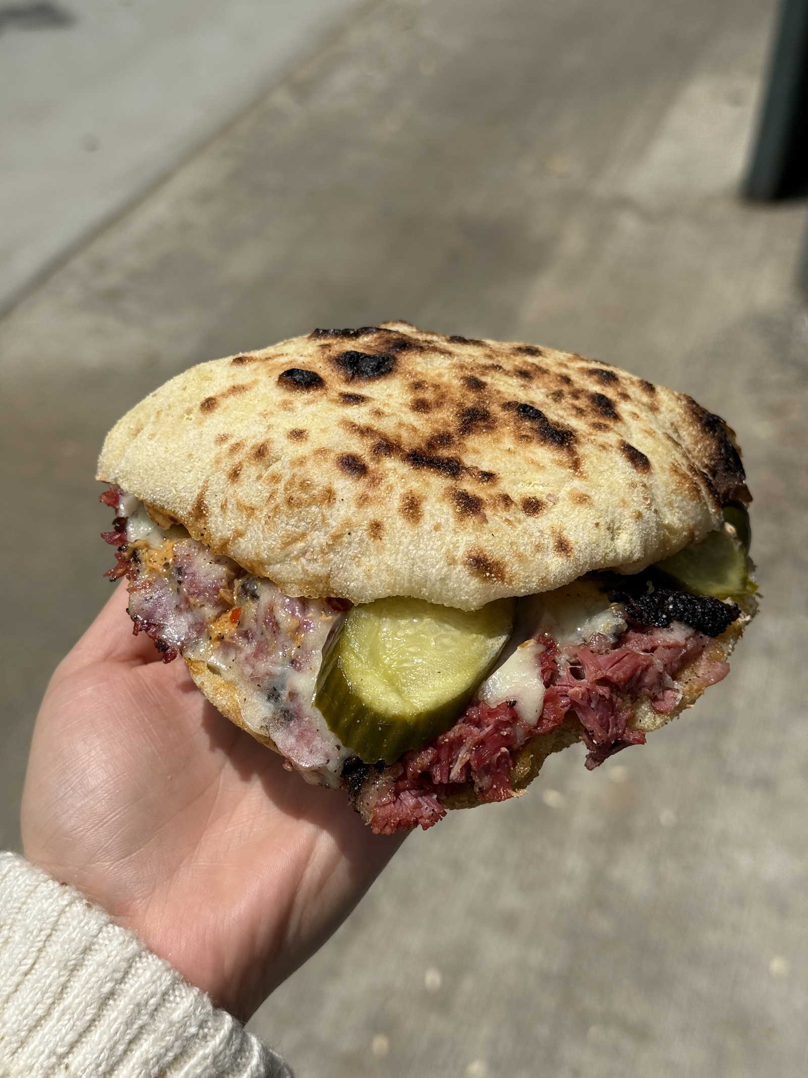 III Mas Bakery & Deli, Restaurant in Glendale