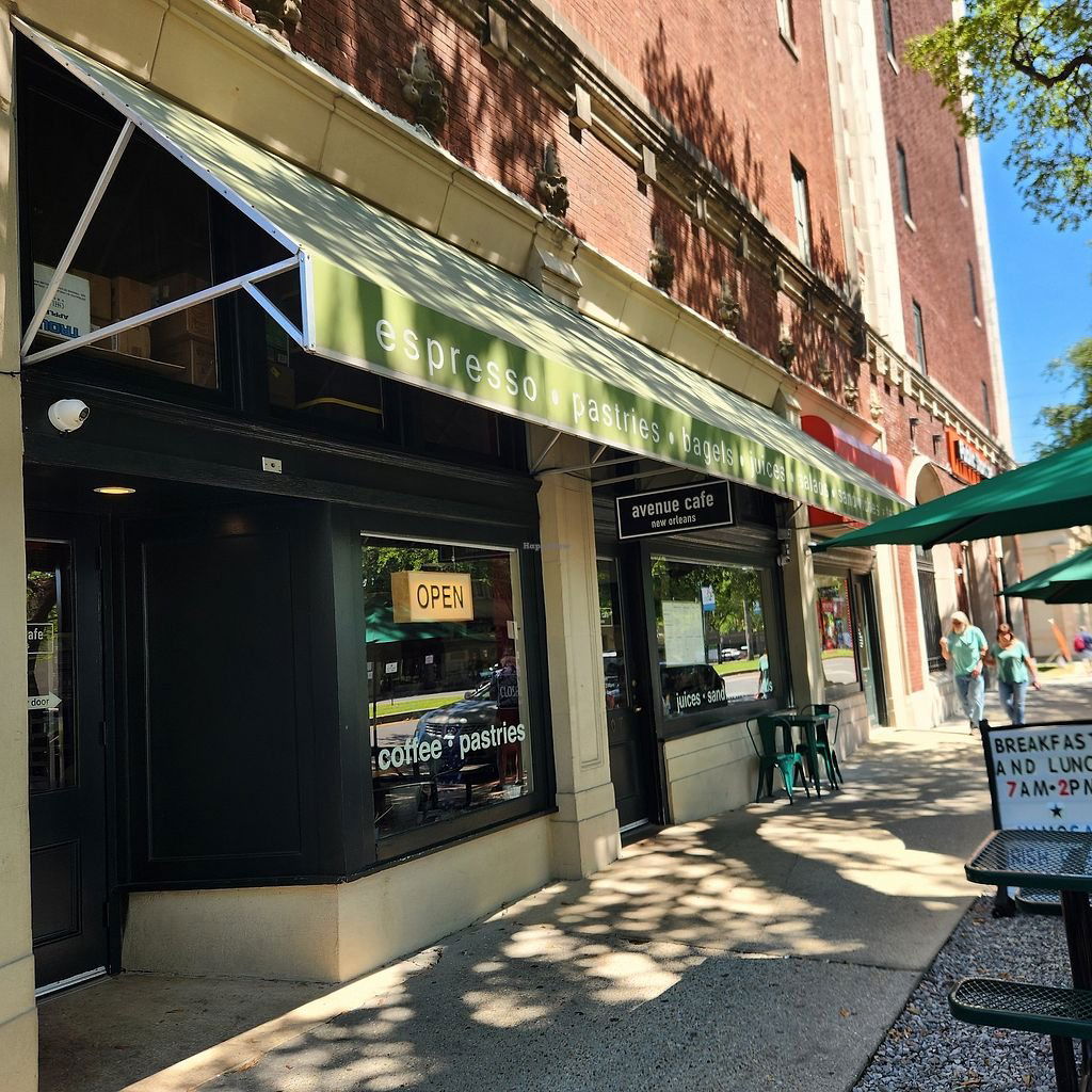 Avenue Room Café, Restaurant in New Orleans