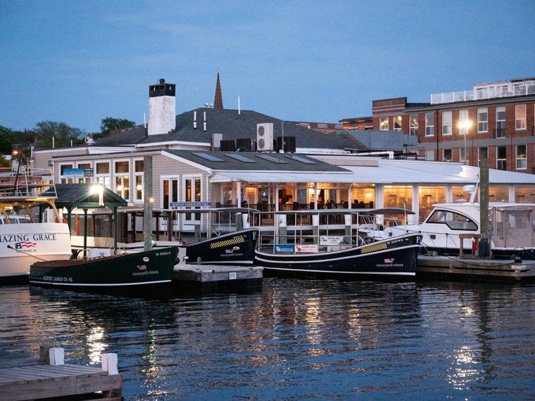 The Mooring Seafood Kitchen & Bar, Newport, United States