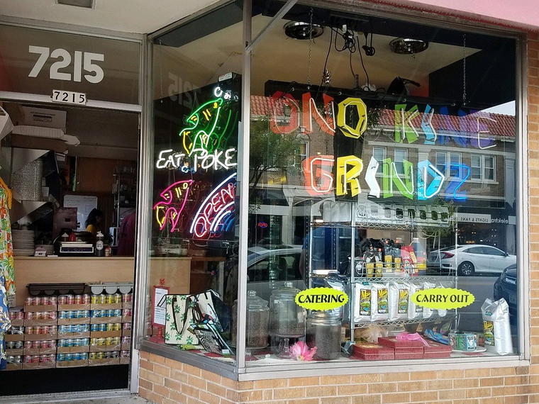 Ono Kine Grindz, Wauwatosa, United States