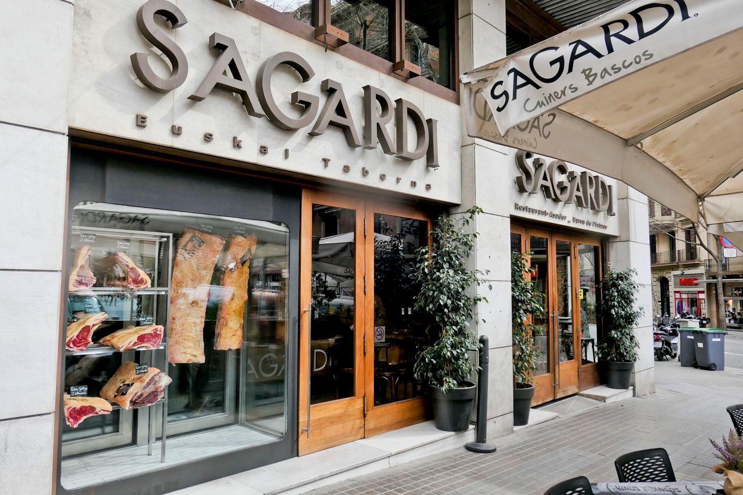 Sagardi Centre, Restaurant in Barcelona