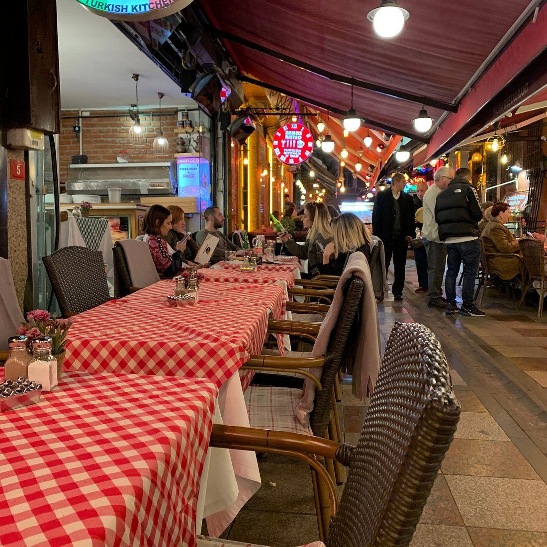 Cozy, Restaurant in Istanbul