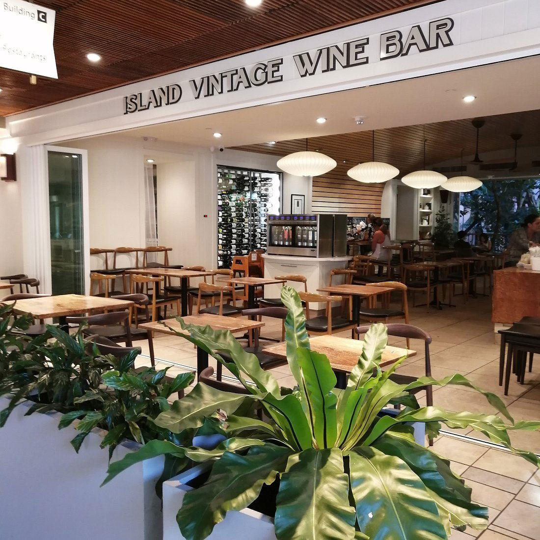 Island Vintage Wine Bar, Restaurant in Honolulu