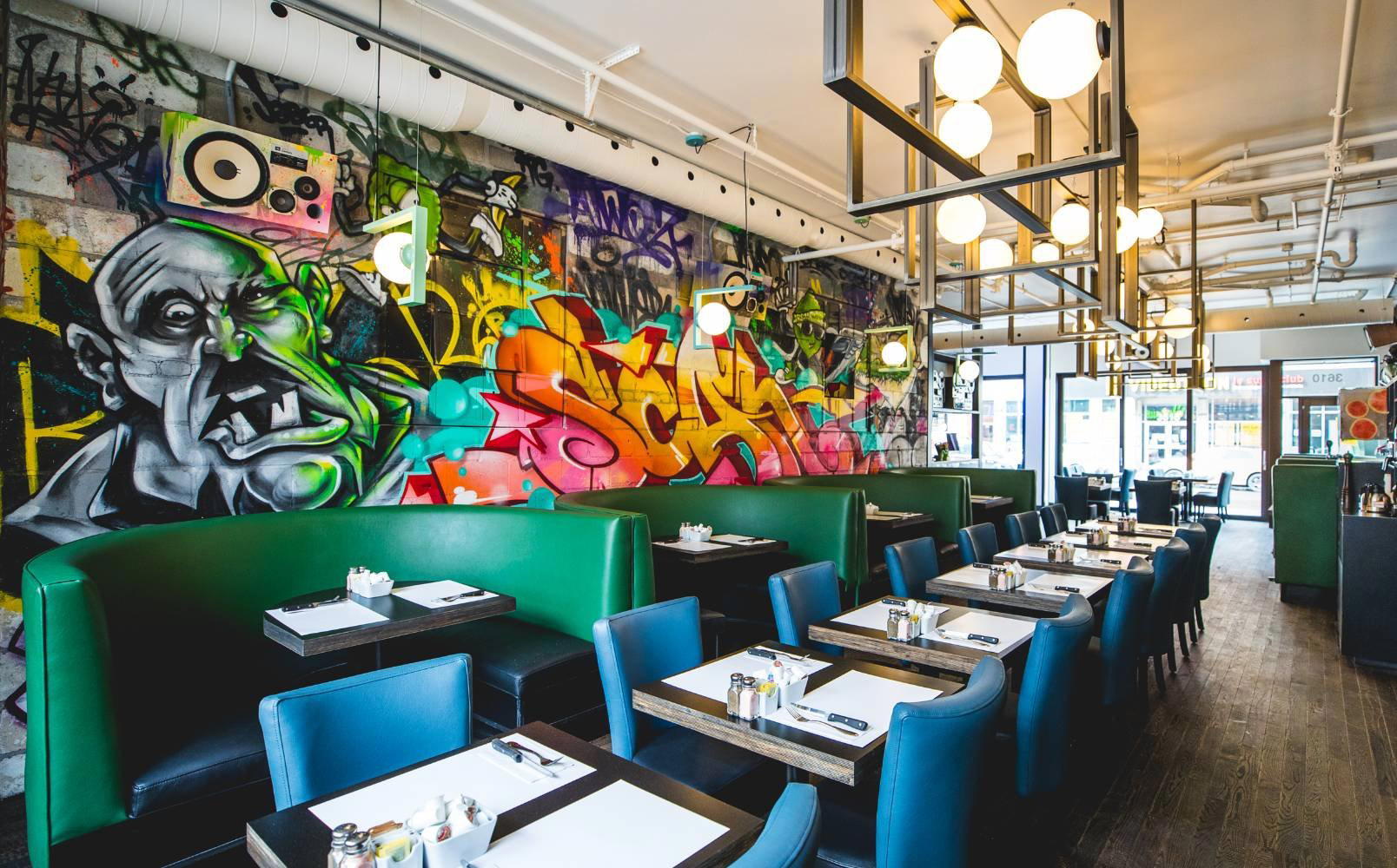 L'Avenue restaurant in Toronto, Canada