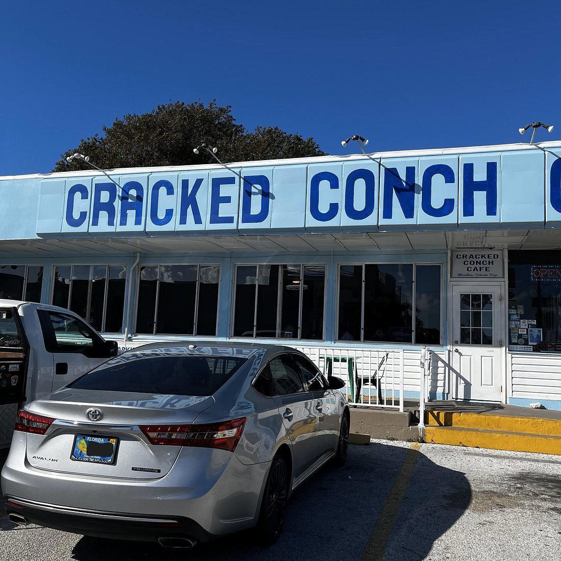 Cracked Conch Cafe restaurant in Marathon