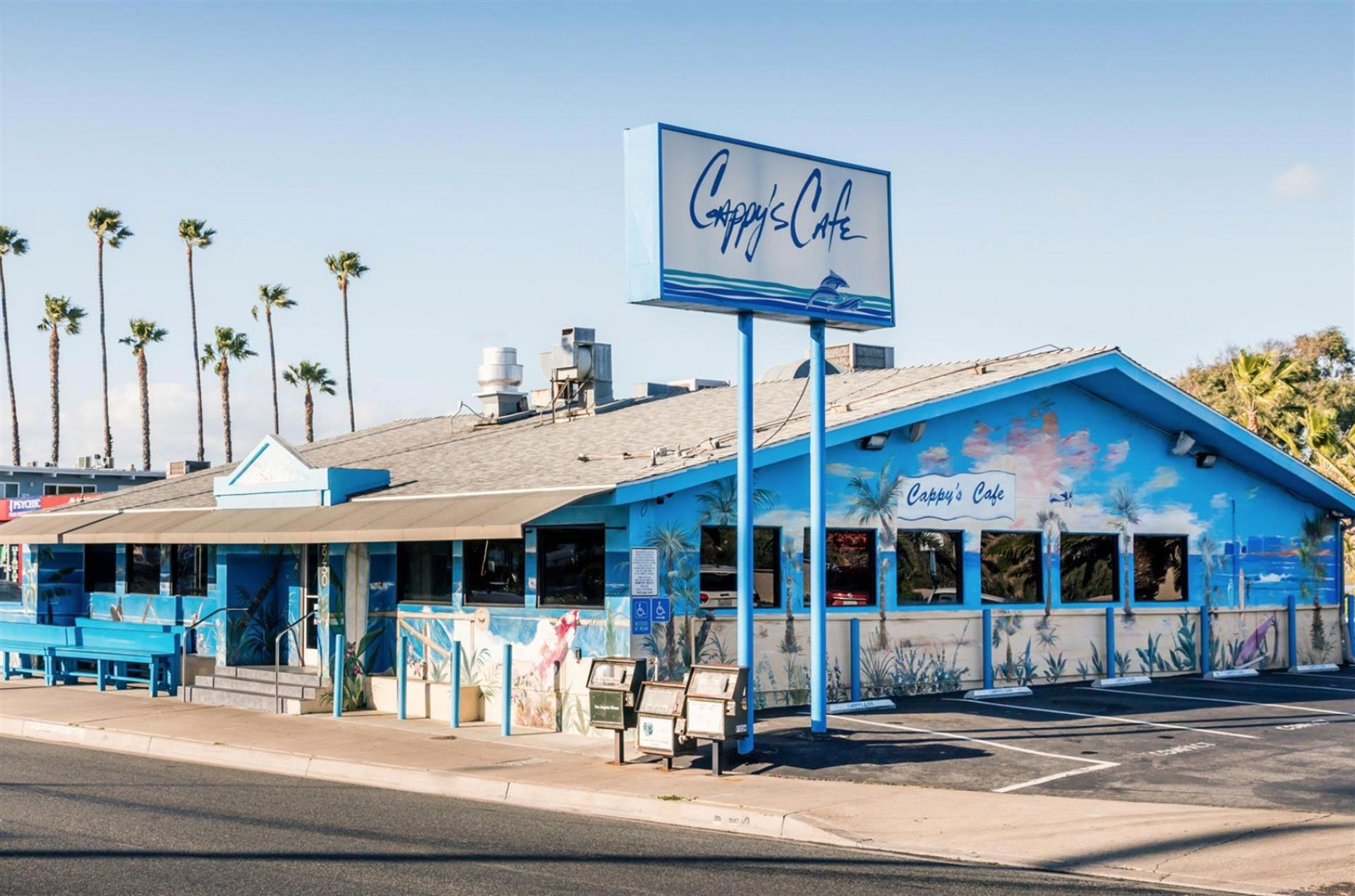 Cappy's Cafe restaurant in Newport Beach, United States