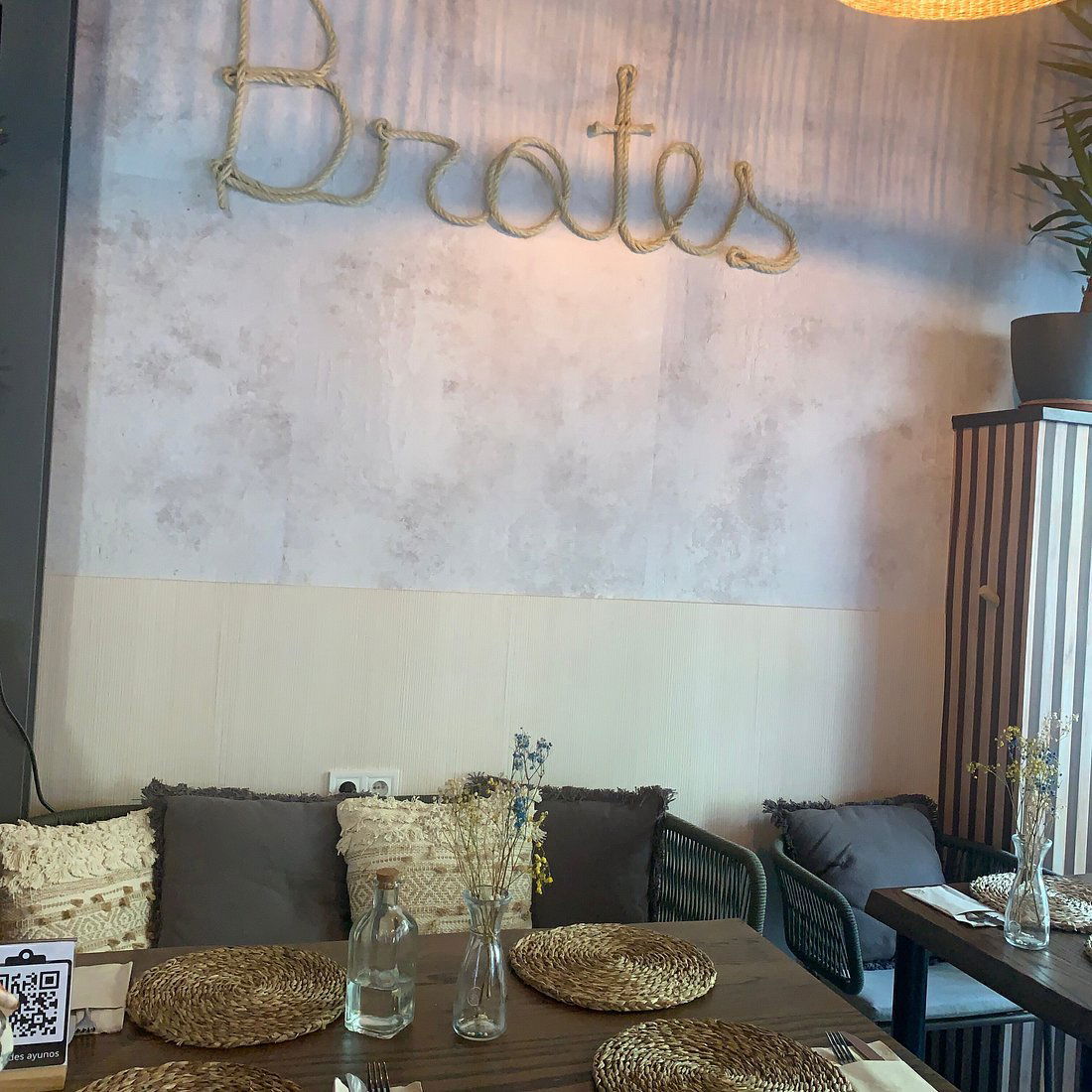 Brotes, Restaurant in Madrid