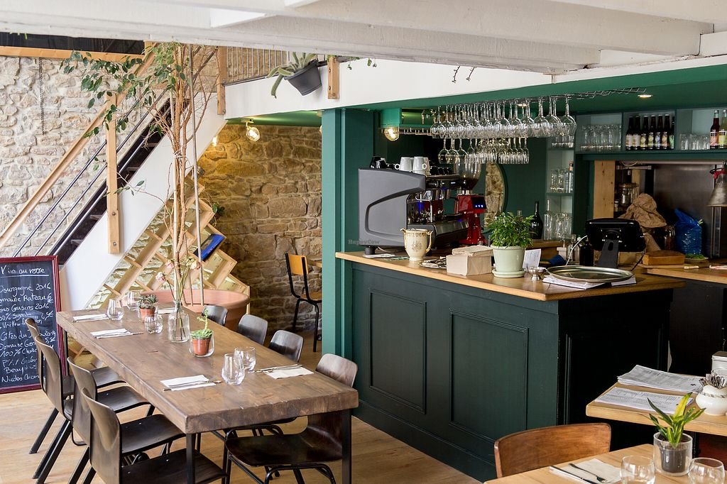 Les Mauvaises Herbes restaurant in Lyon, France