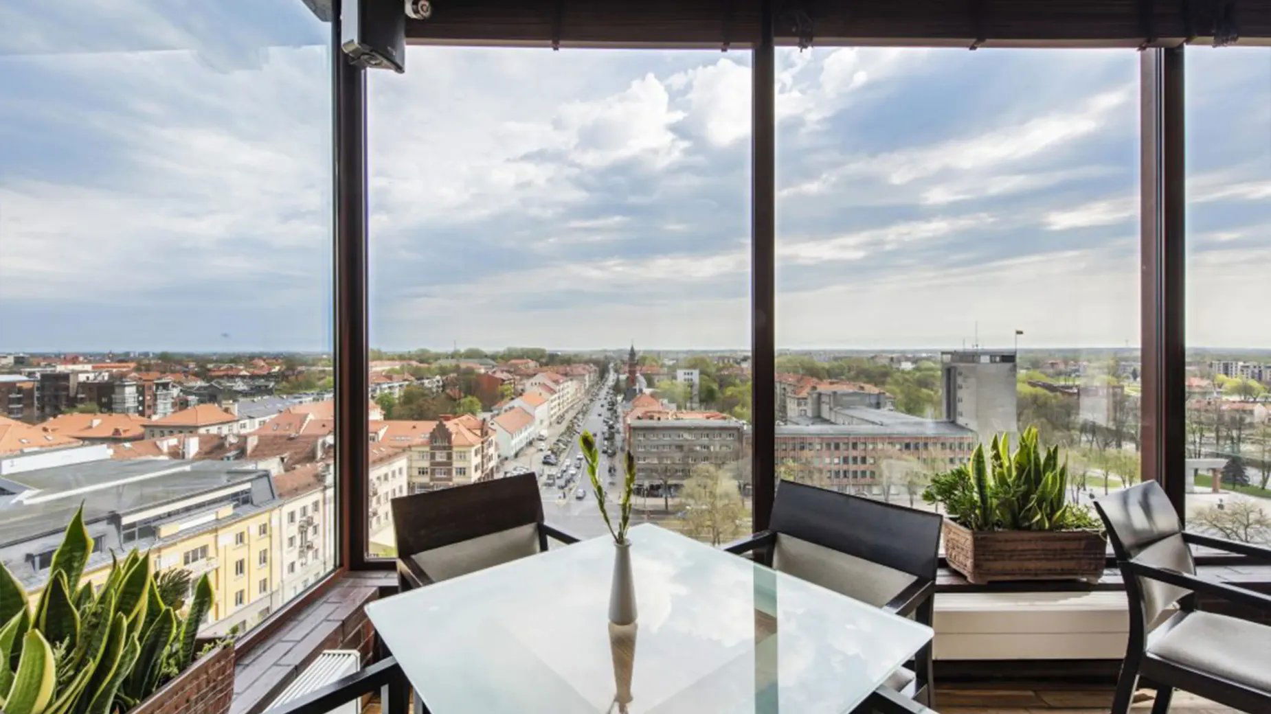XII, Restaurant in Klaipėda