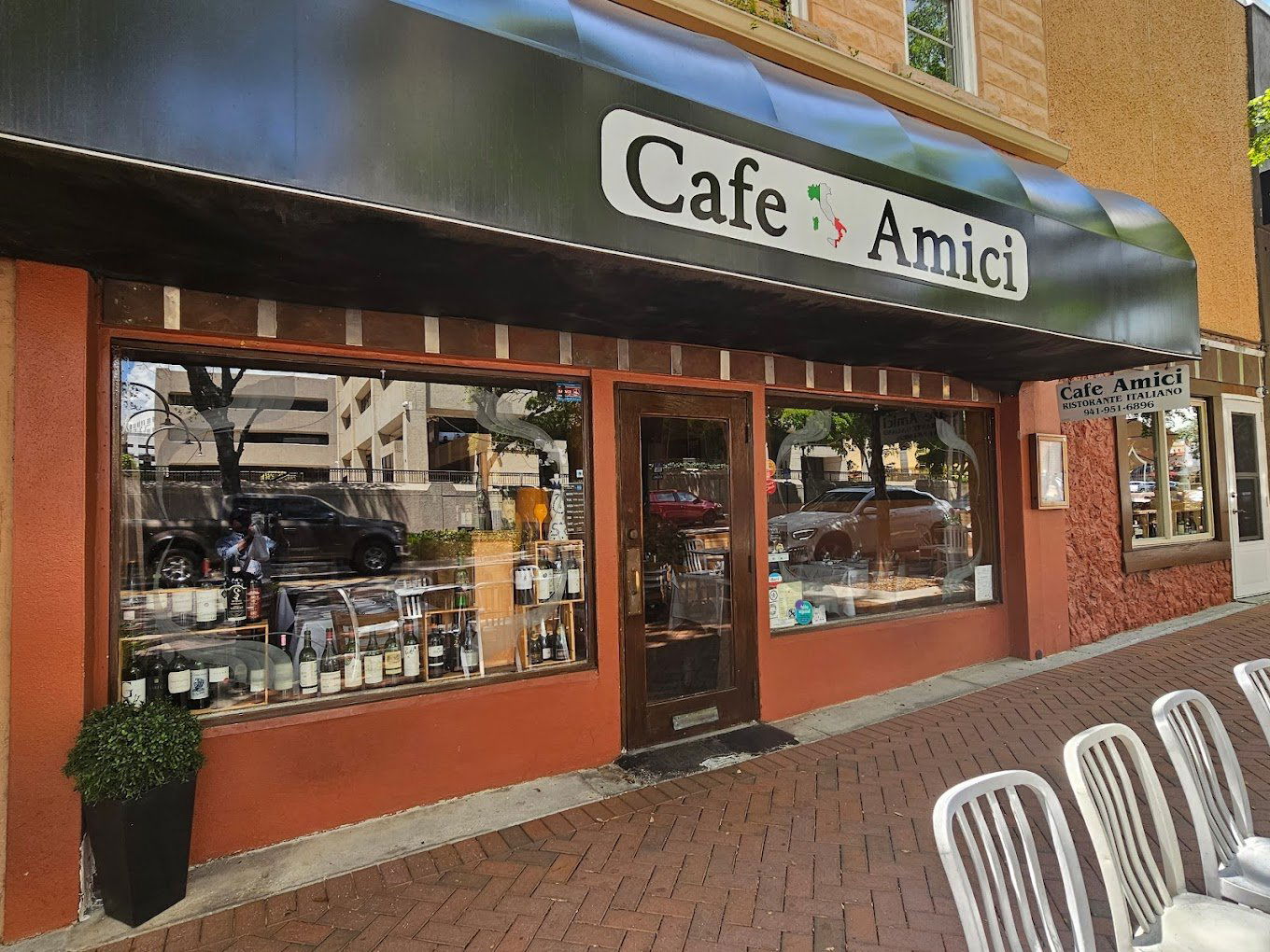 Cafe Amici, Restaurant in Sarasota