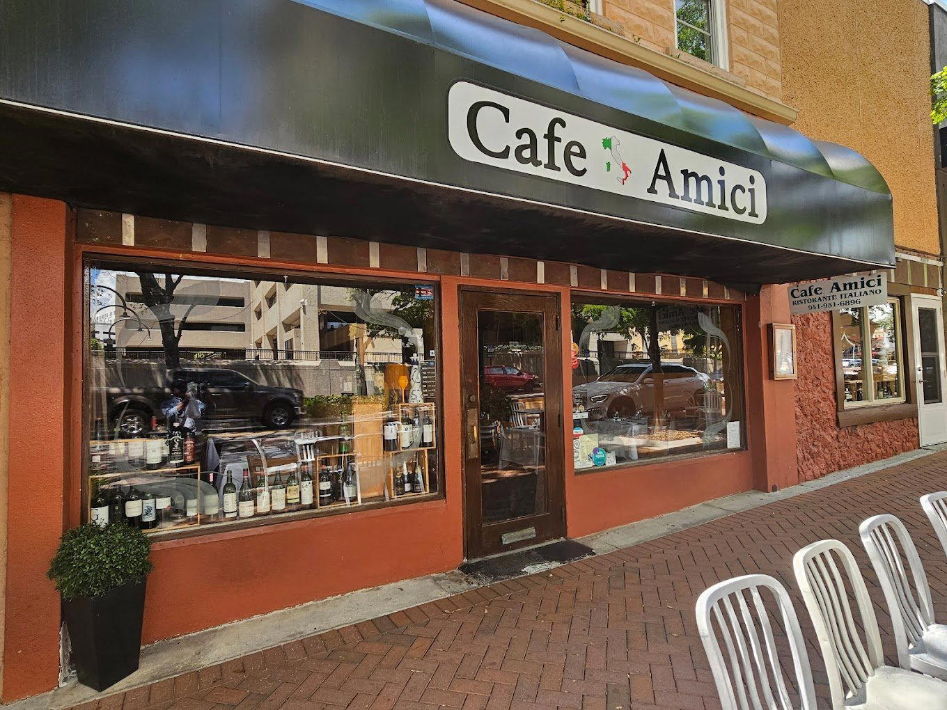 Cafe Amici restaurant in Sarasota, United States