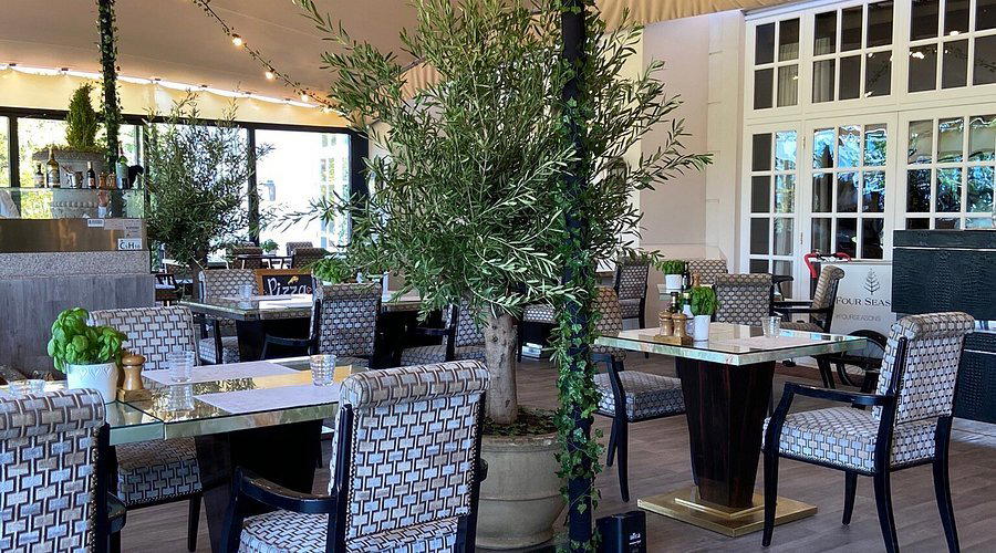 La Terrazza restaurant in London, United Kingdom