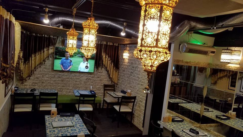 ALI'S KITCHEN